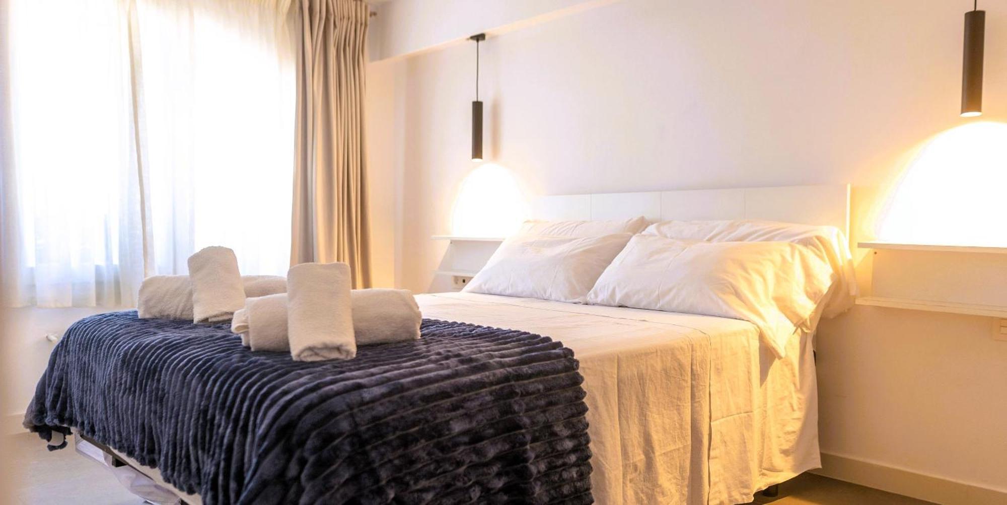 Suitur Beachfront Apartment Roc De Sant Gaieta Roda de Bará Екстериор снимка